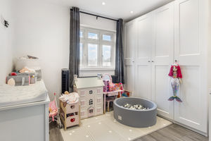 Photo 8- click for photo gallery